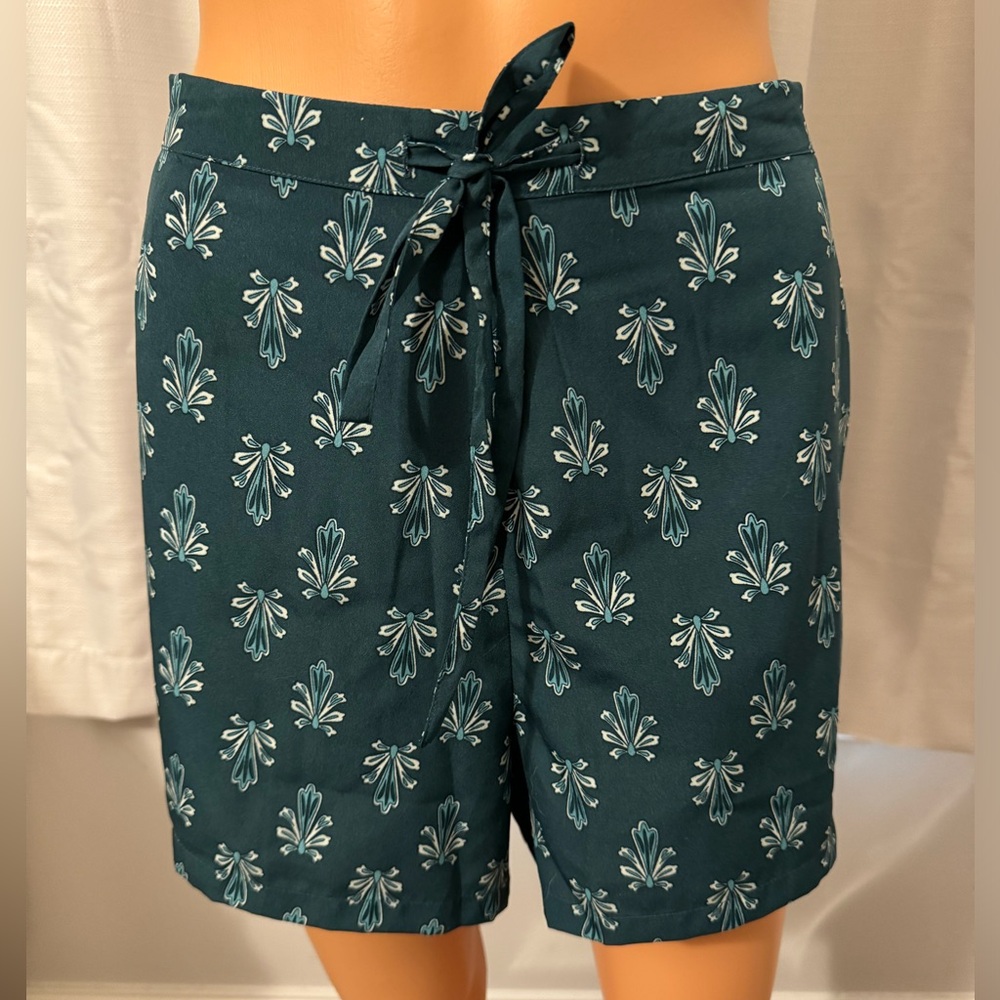 Pretty Rachel Zoe size L teal floral drawstring flat front shorts women new